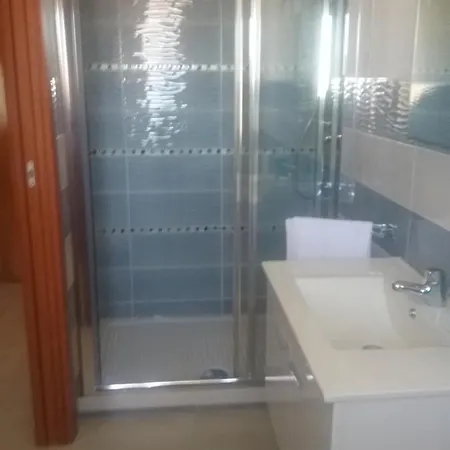 La Terrazza Nocleg ze śniadaniem La Caletta