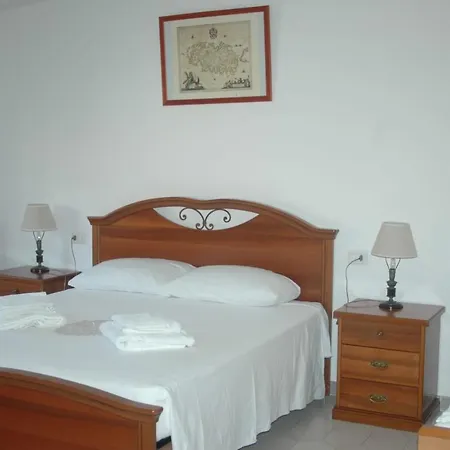 Bed and Breakfast La Terrazza La Caletta