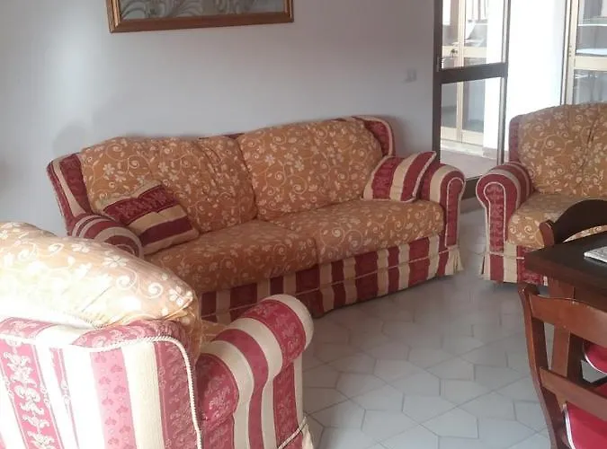 La Terrazza Bed & Breakfast La Caletta