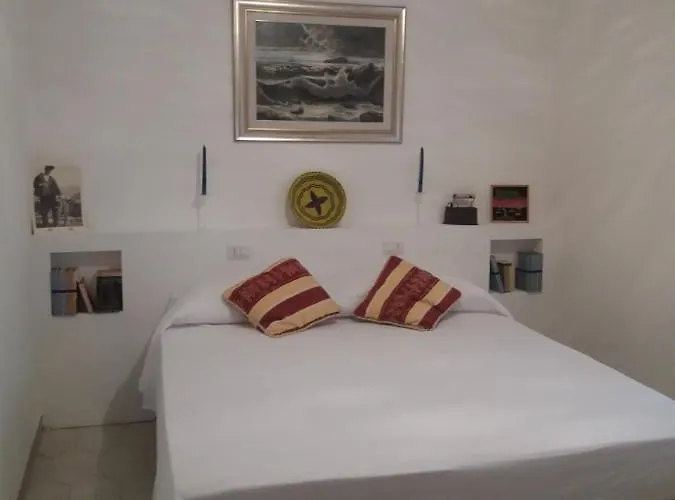 Bed & Breakfast La Terrazza La Caletta
