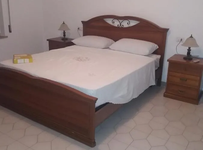 Bed & Breakfast La Terrazza La Caletta