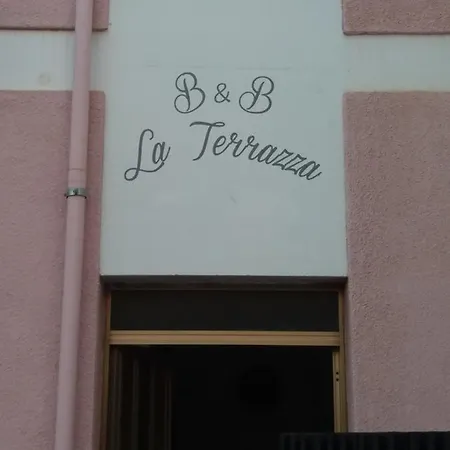 La Terrazza Alojamento de Acomodação e Pequeno-almoço 3*