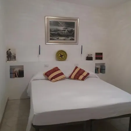 לינה וארוחת בוקר La Terrazza לה קאלטה