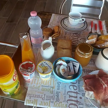 Alojamento de Acomodação e Pequeno-almoço La Terrazza La Caletta
