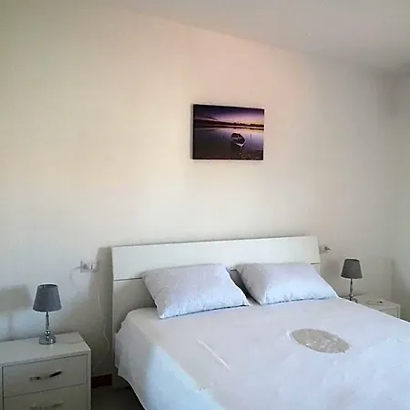 Alojamento de Acomodação e Pequeno-almoço La Terrazza 3*