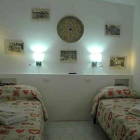 Alojamento de Acomodação e Pequeno-almoço La Terrazza 3*